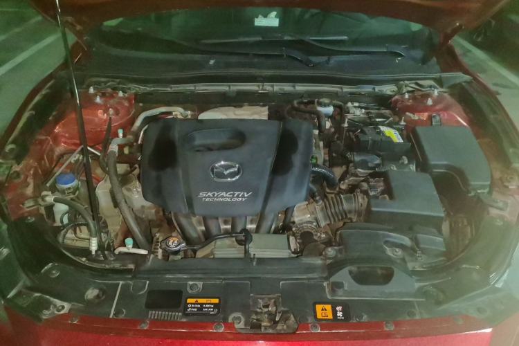 Used Mazda 3 Axela 2014 Sedan 1.5L Manual Comfort Model Engine Bay