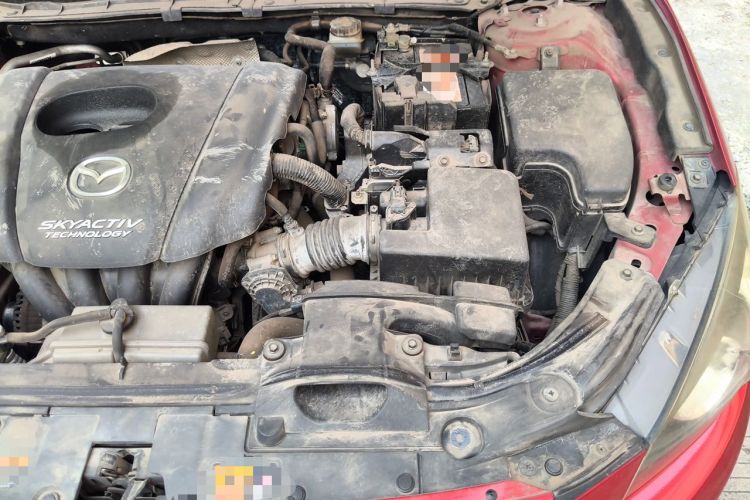 Used Mazda 3 Axela 2014 Hatchback 1.5L Manual Comfort Model Engine Bay Left