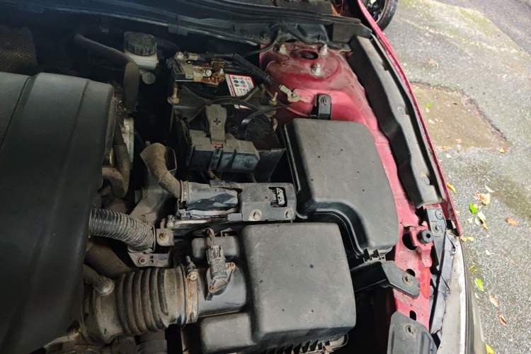 Used Mazda 3 Axela 2014 Sedan 2.0L Automatic Sport Model Engine Bay Left