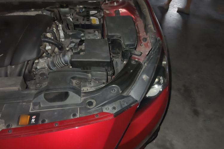 Used Mazda 3 Axela 2014 Hatchback 1.5L Automatic Luxury Model Engine Bay Left