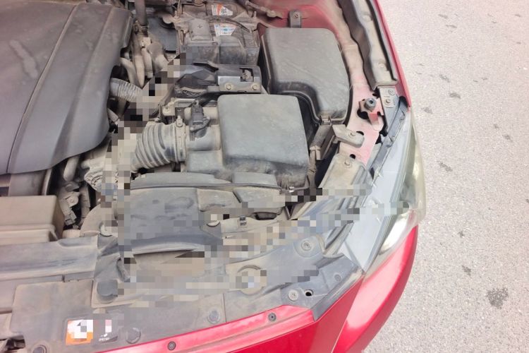 Used Mazda 3 Axela 2014 Sedan 2.0L Automatic Flagship Model Engine Bay Left