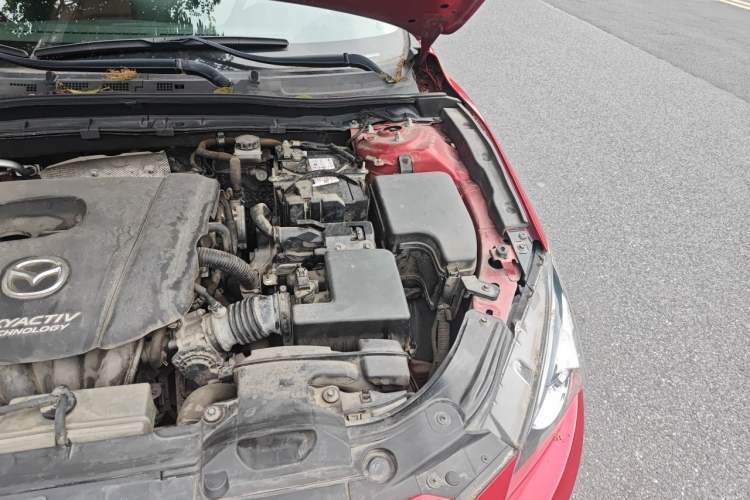 Used Mazda 3 Axela 2014 Sedan 1.5L Automatic Luxury Model Engine Bay Left