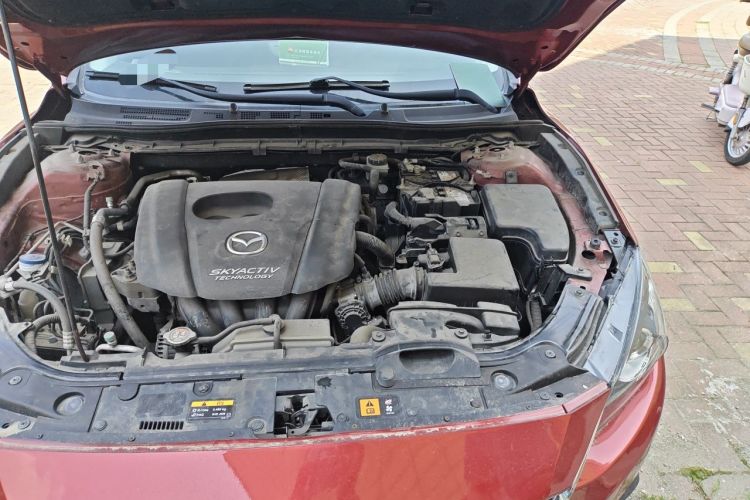 Used Mazda 3 Axela 2014 Sedan 1.5L Manual Comfort Model Engine Bay Left