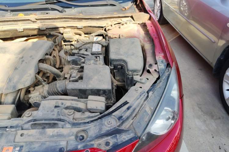 Used Mazda 3 Axela 2014 Hatchback 1.5L Automatic Luxury Model Engine Bay Left