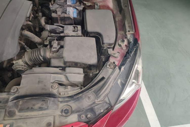 Used Mazda 3 Axela 2014 Sedan 2.0L Automatic Sport Model Engine Bay Left