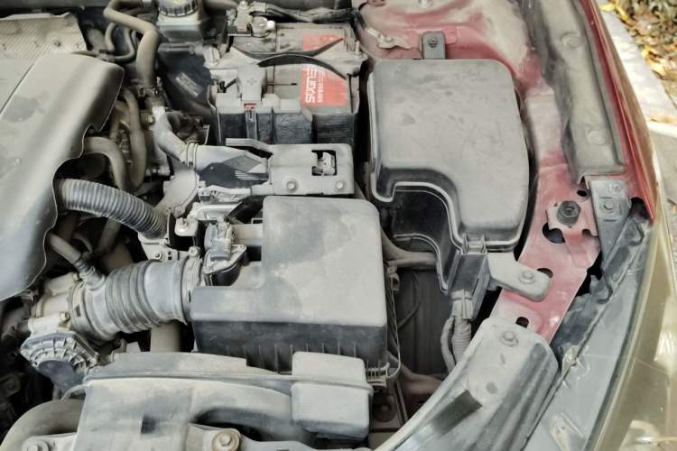 Used Mazda 3 Axela 2014 Sedan 1.5L Automatic Luxury Model Engine Bay Left