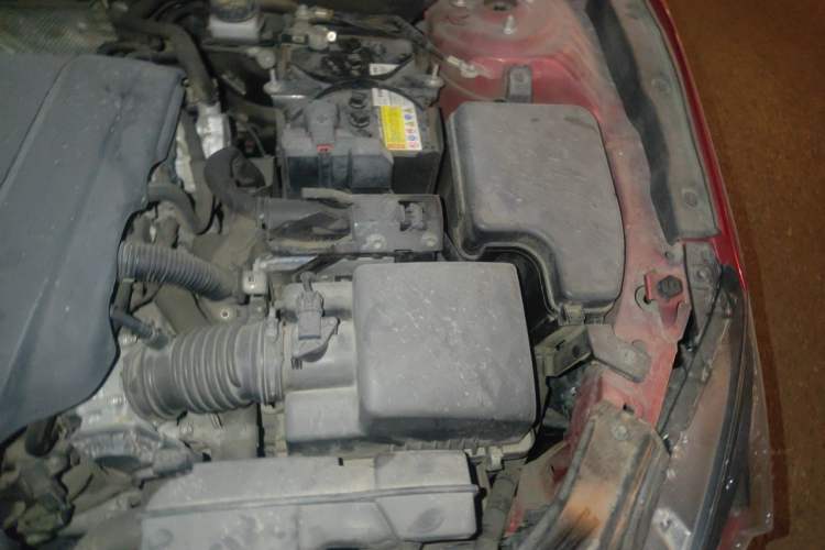 Used Mazda 3 Axela 2014 Sedan 2.0L Automatic Sport Model Engine Bay Left