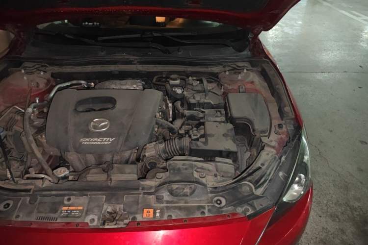 Used Mazda 3 Axela 2014 Sedan 1.5L Automatic Comfort Model Engine Bay Left