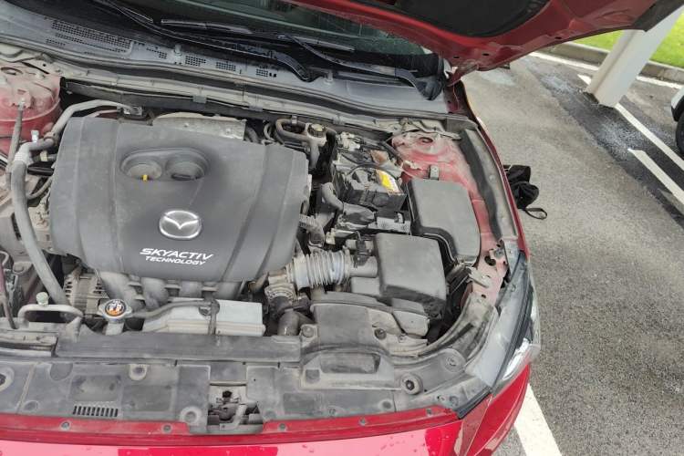 Used Mazda 3 Axela 2014 Sedan 2.0L Automatic Sport Model Engine Bay Left