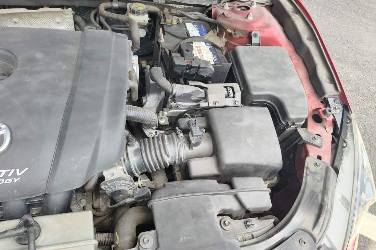 Used Mazda 3 Axela 2014 Sedan 2.0L Automatic Sport Model Engine Bay Left
