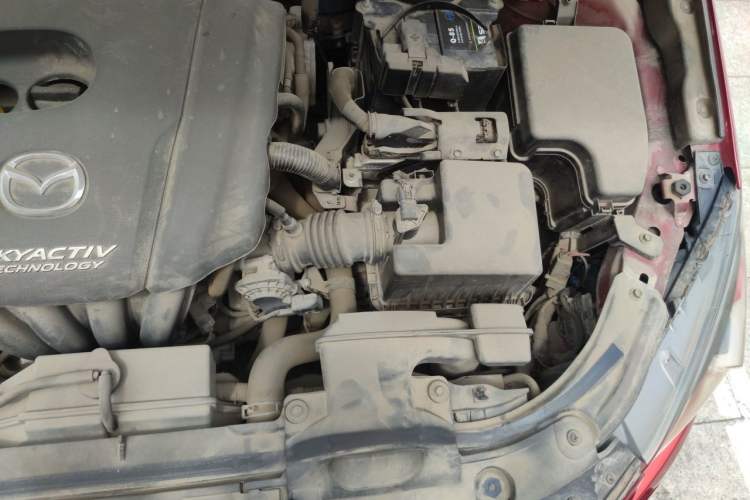 Used Mazda 3 Axela 2014 Sedan 1.5L Automatic Luxury Model Engine Bay Left