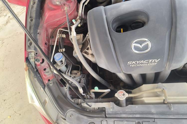 Used Mazda 3 Axela 2014 Sedan 1.5L Automatic Luxury Model Engine Bay Right