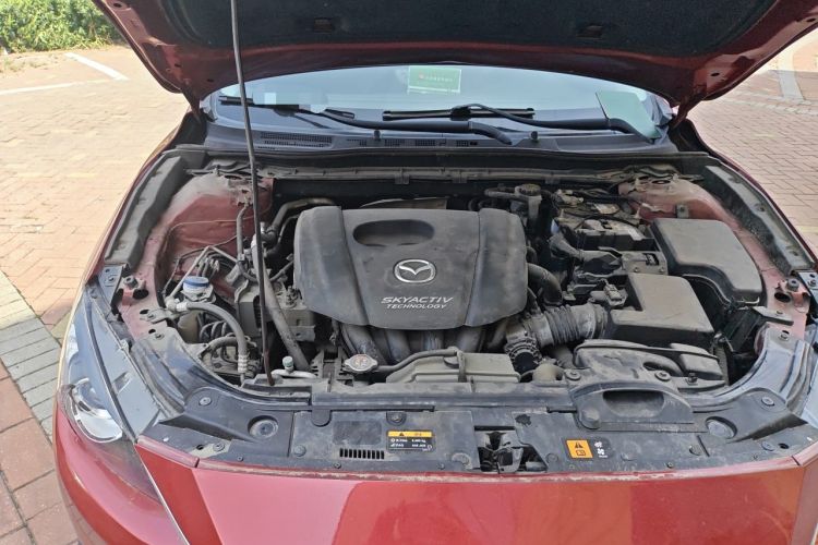 Used Mazda 3 Axela 2014 Sedan 1.5L Manual Comfort Model Engine Bay Right