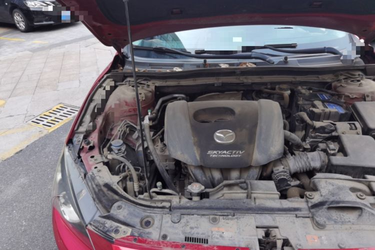 Used Mazda 3 Axela 2014 Sedan 1.5L Automatic Comfort Model Engine Bay Right