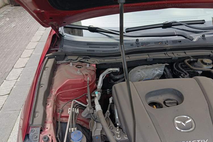 Used Mazda 3 Axela 2014 Sedan 1.5L Automatic Luxury Model Engine Bay Right