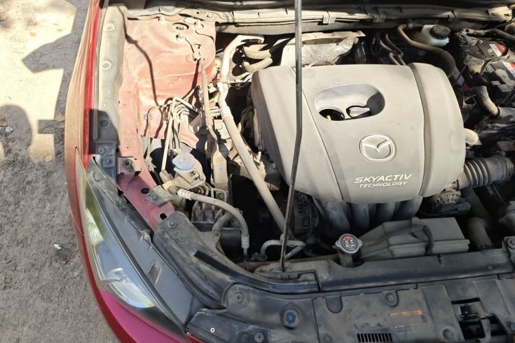 Used Mazda 3 Axela 2014 Sedan 1.5L Automatic Luxury Model Engine Bay Right