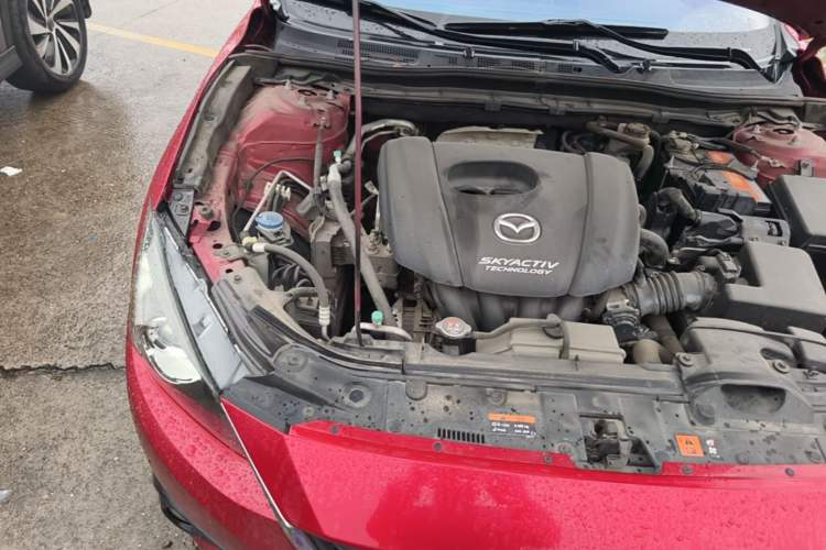 Used Mazda 3 Axela 2014 Hatchback 1.5L Automatic Luxury Model Engine Bay Right