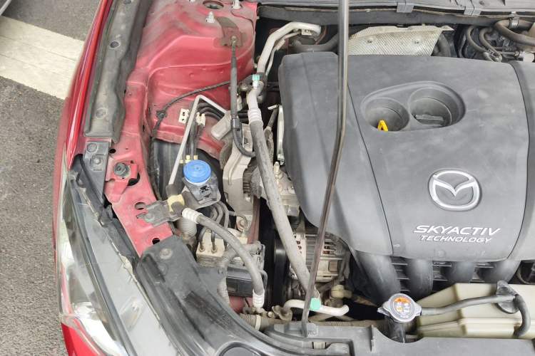 Used Mazda 3 Axela 2014 Sedan 2.0L Automatic Sport Model Engine Bay Right