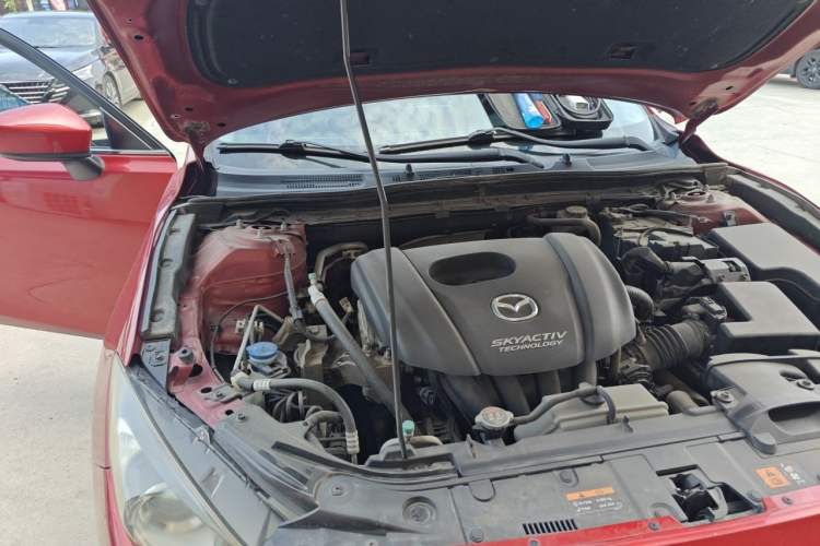 Used Mazda 3 Axela 2014 Sedan 1.5L Automatic Luxury Model Engine Bay Right