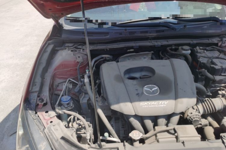 Used Mazda 3 Axela 2014 Sedan 1.5L Manual Comfort Model Engine Bay Right