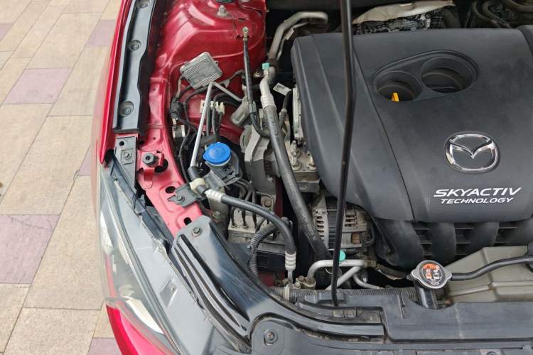 Used Mazda 3 Axela 2014 Hatchback 2.0L Automatic Sport Model Engine Bay Right