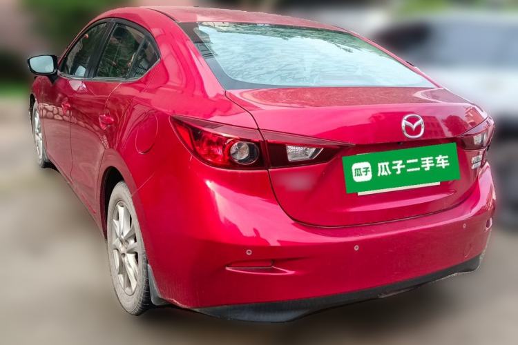 Used Mazda 3 Axela 2014 Sedan 1.5L Automatic Luxury Model Exterior 2