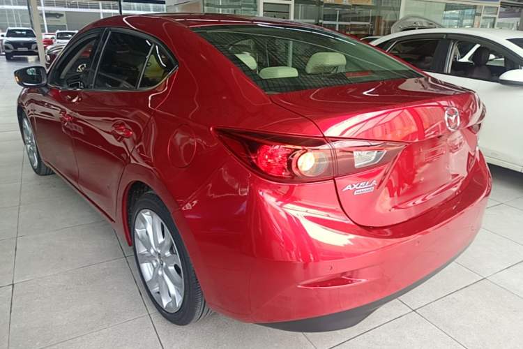 Used Mazda 3 Axela 2014 Sedan 2.0L Automatic Sport Model Exterior 2
