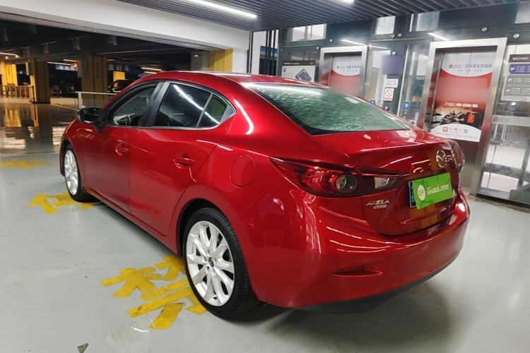 Used Mazda 3 Axela 2014 Sedan 2.0L Automatic Sport Model Exterior 2