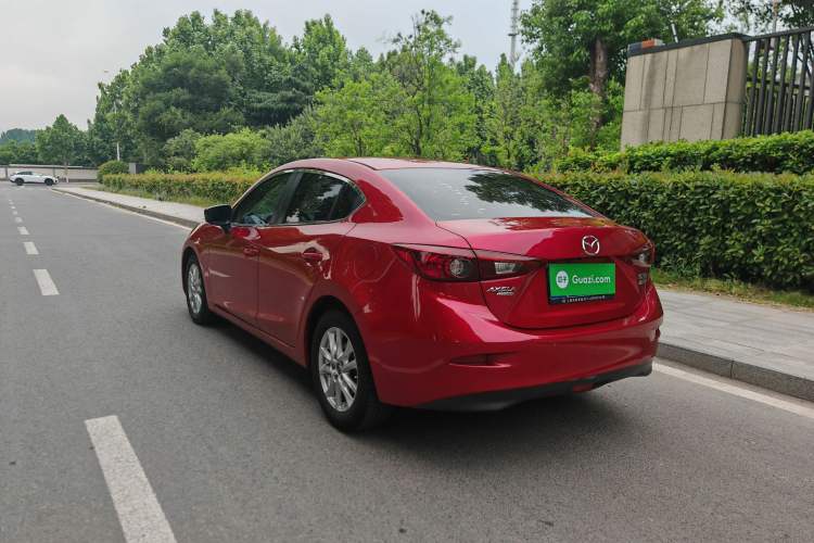 Used Mazda 3 Axela 2014 Sedan 1.5L Automatic Luxury Model Exterior 3