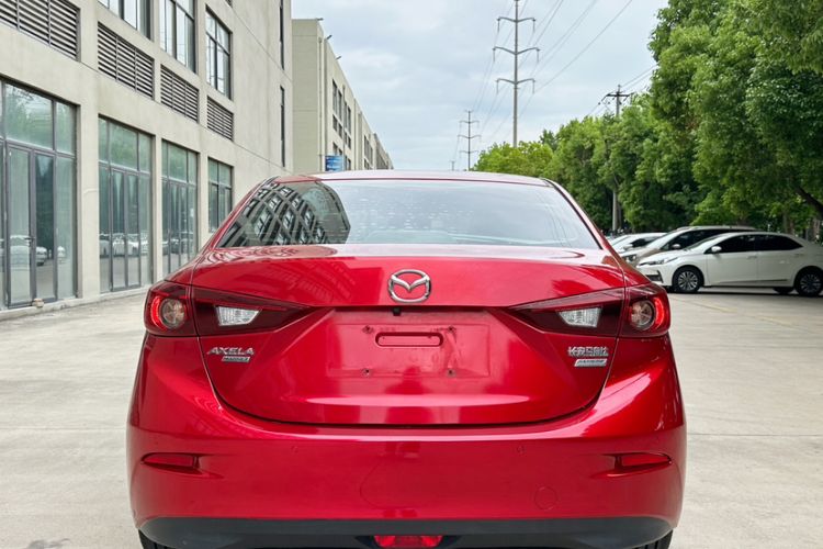 Used Mazda 3 Axela 2014 Sedan 2.0L Automatic Sport Model Exterior 4