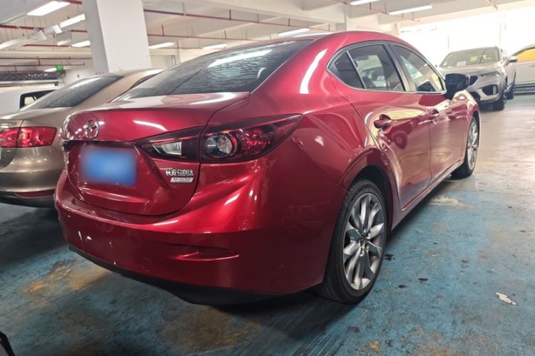 Used Mazda 3 Axela 2014 Sedan 2.0L Automatic Sport Model Exterior 5