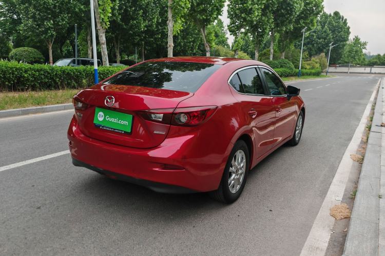 Used Mazda 3 Axela 2014 Sedan 1.5L Automatic Luxury Model Exterior 5