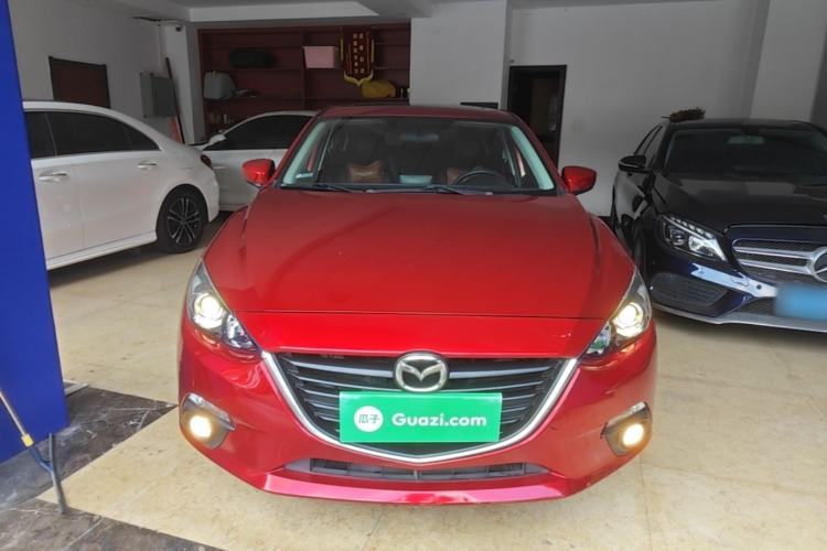 Used Mazda 3 Axela 2014 Sedan 1.5L Automatic Luxury Model Front