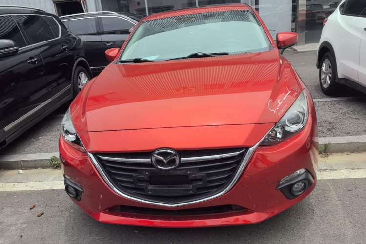 Used Mazda 3 Axela 2014 Hatchback 1.5L Automatic Luxury Model Front