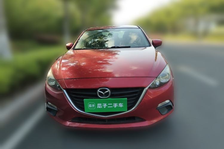 Used Mazda 3 Axela 2014 Sedan 1.5L Manual Comfort Model Front