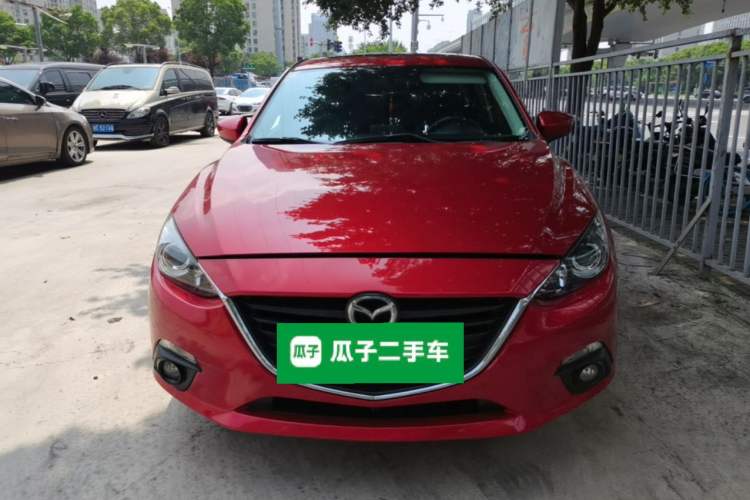 Used Mazda 3 Axela 2014 Sedan 1.5L Automatic Luxury Model Front