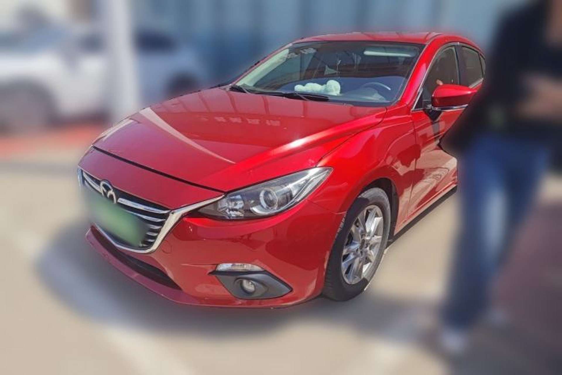 Used Mazda 3 Axela 2014 Sedan 1.5L Automatic Luxury Model Front Left 45 Deg