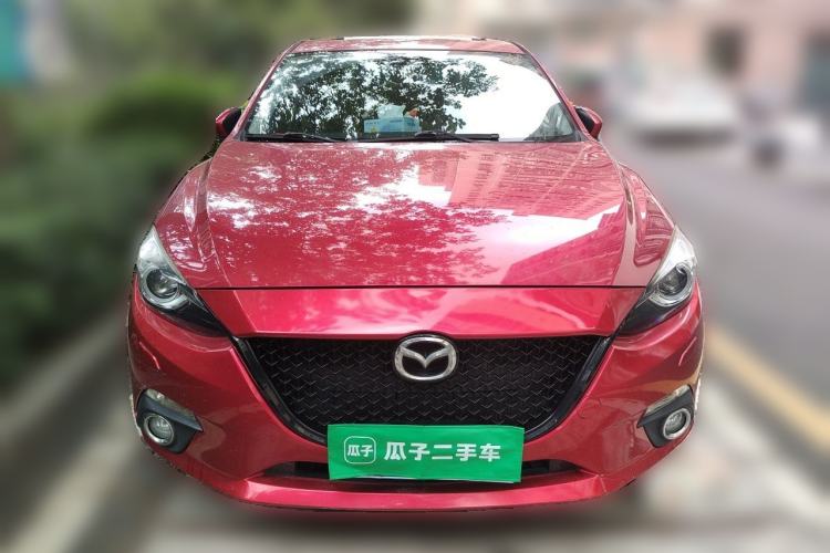 Used Mazda 3 Axela 2014 Hatchback 2.0L Automatic Flagship Model Front