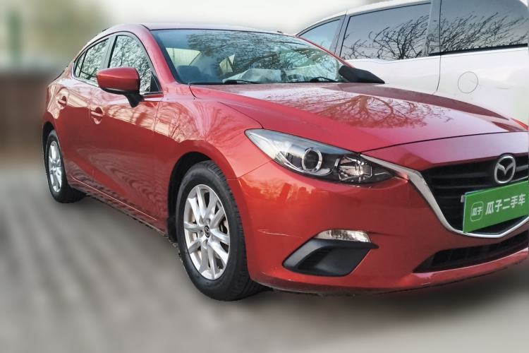 Used Mazda 3 Axela 2014 Sedan 1.5L Automatic Comfort Model Front Right 45 Deg