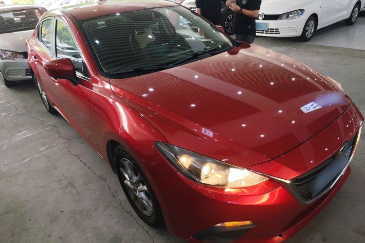 Used Mazda 3 Axela 2014 Sedan 1.5L Automatic Comfort Model Front Right 45 Deg