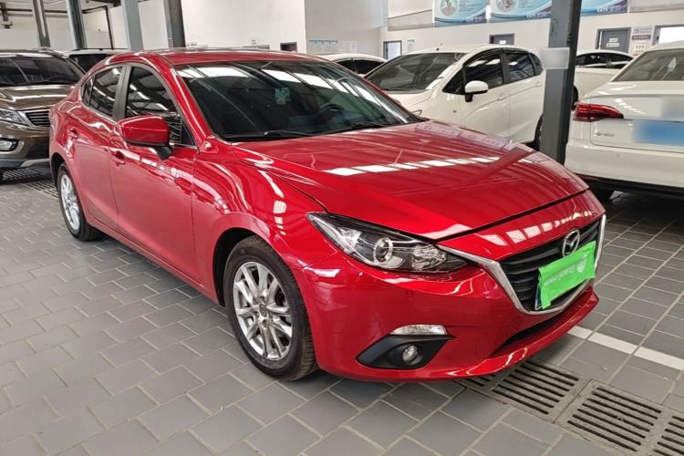 Used Mazda 3 Axela 2014 Sedan 1.5L Automatic Luxury Model Front Right 45 Deg