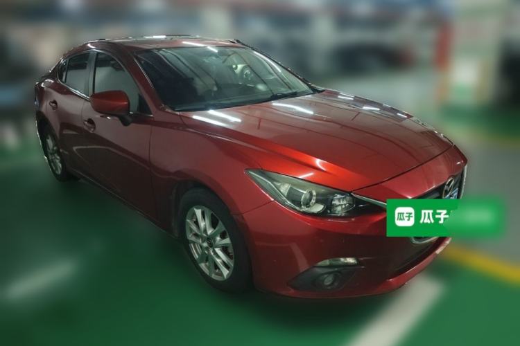 Used Mazda 3 Axela 2014 Sedan 1.5L Automatic Luxury Model Front Right 45 Deg