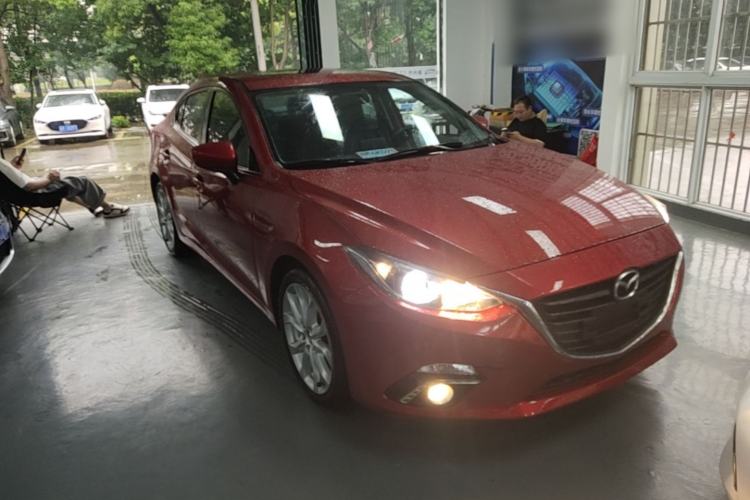 Used Mazda 3 Axela 2014 Sedan 2.0L Automatic Sport Model Front Right 45 Deg