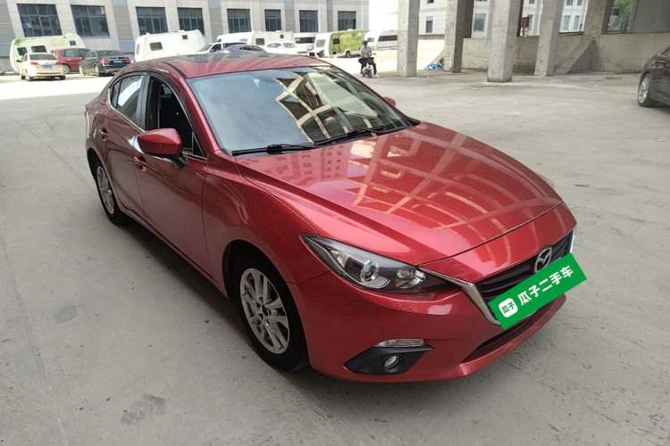 Used Mazda 3 Axela 2014 Sedan 1.5L Automatic Luxury Model Front Right 45 Deg