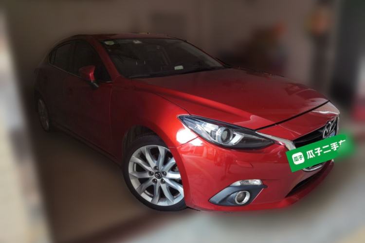 Used Mazda 3 Axela 2014 Hatchback 2.0L Automatic Flagship Model Front Right 45 Deg