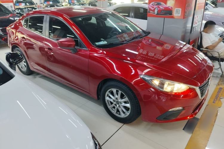 Used Mazda 3 Axela 2014 Sedan 1.5L Automatic Comfort Model Front Right 45 Deg