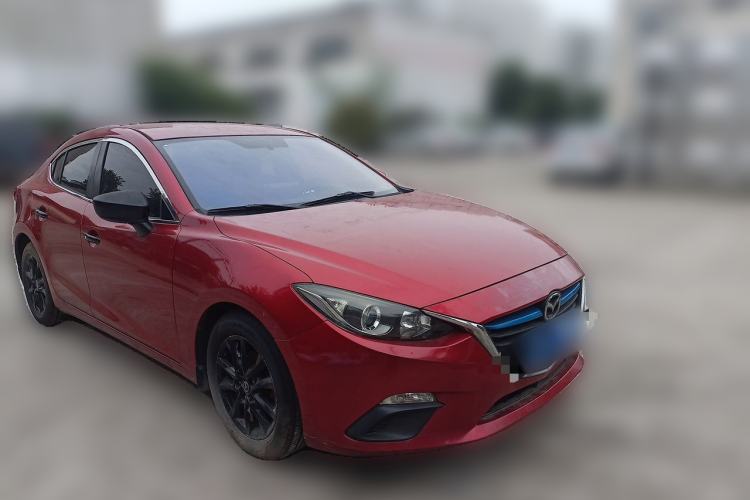 Used Mazda 3 Axela 2014 Sedan 1.5L Manual Comfort Model Front Right 45 Deg