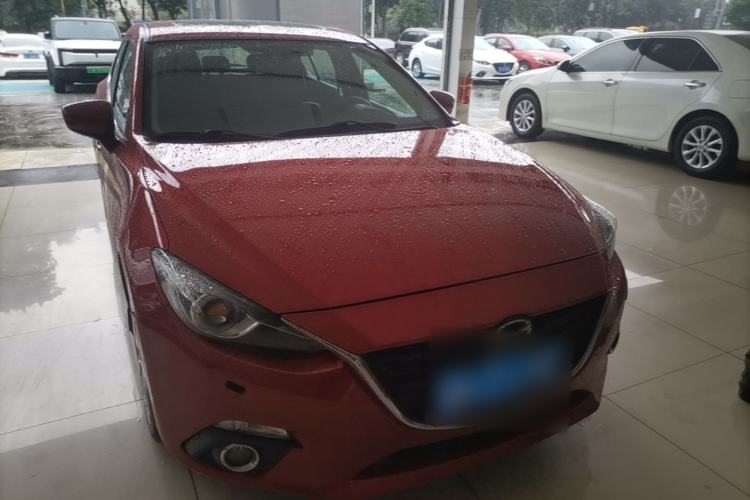 Used Mazda 3 Axela 2014 Hatchback 2.0L Automatic Flagship Model Front Right 45 Deg