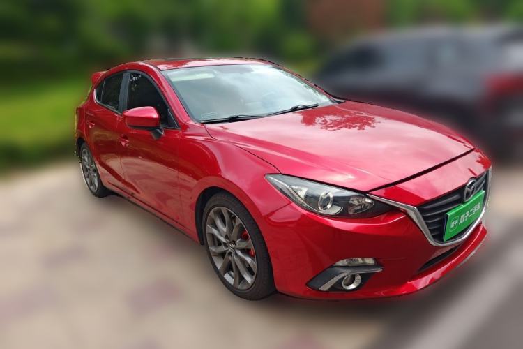 Used Mazda 3 Axela 2014 Hatchback 2.0L Automatic Sport Model Front Right 45 Deg