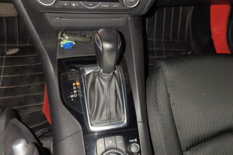 Used Mazda 3 Axela 2014 Hatchback 1.5L Automatic Luxury Model Gear Lever
